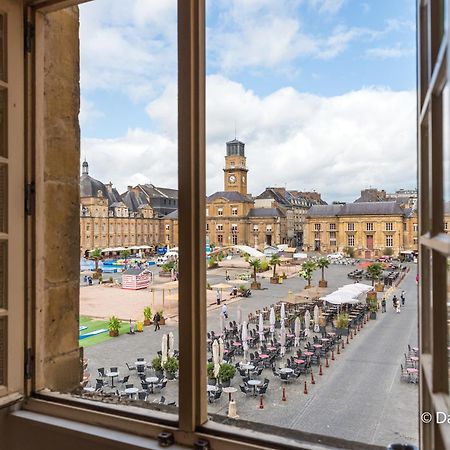 Suites Mana - Matahina Avec Vue Superbe Sur La Place Ducale Et Parking Prive Inclus Charleville-Mézières Εξωτερικό φωτογραφία