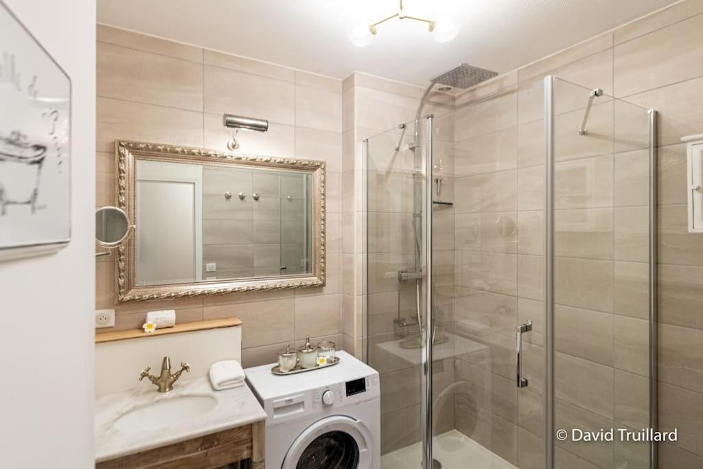 Suites Mana - Matahina Avec Vue Superbe Sur La Place Ducale Et Parking Prive Inclus Charleville-Mézières Εξωτερικό φωτογραφία