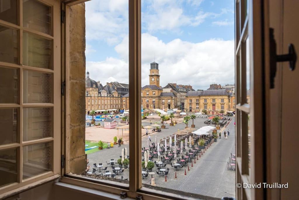 Suites Mana - Matahina Avec Vue Superbe Sur La Place Ducale Et Parking Prive Inclus Charleville-Mézières Εξωτερικό φωτογραφία