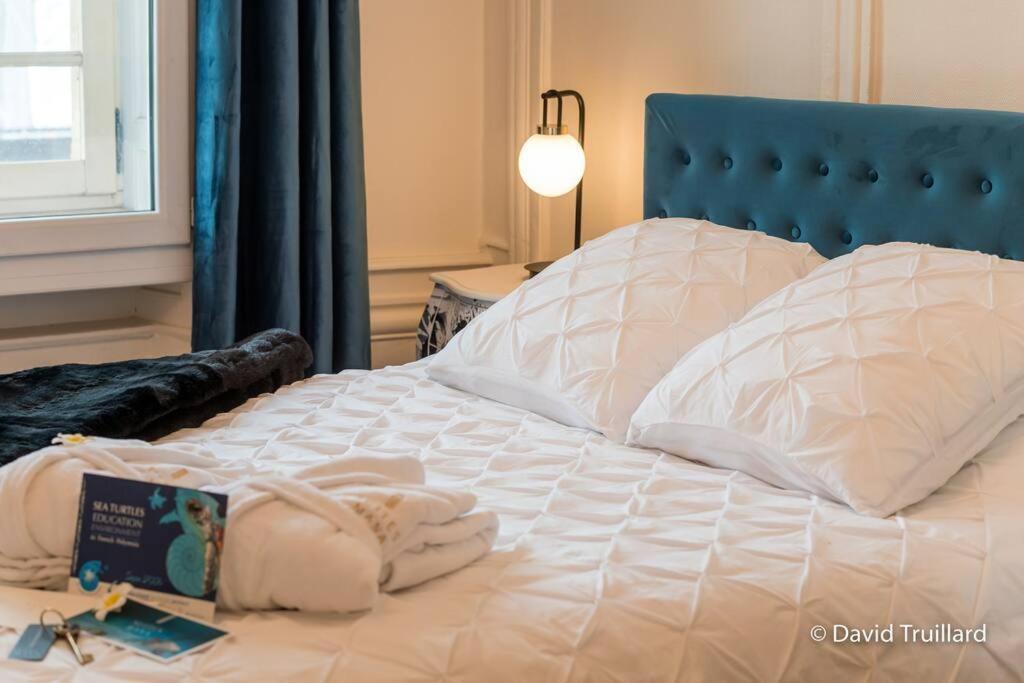 Suites Mana - Matahina Avec Vue Superbe Sur La Place Ducale Et Parking Prive Inclus Charleville-Mézières Εξωτερικό φωτογραφία