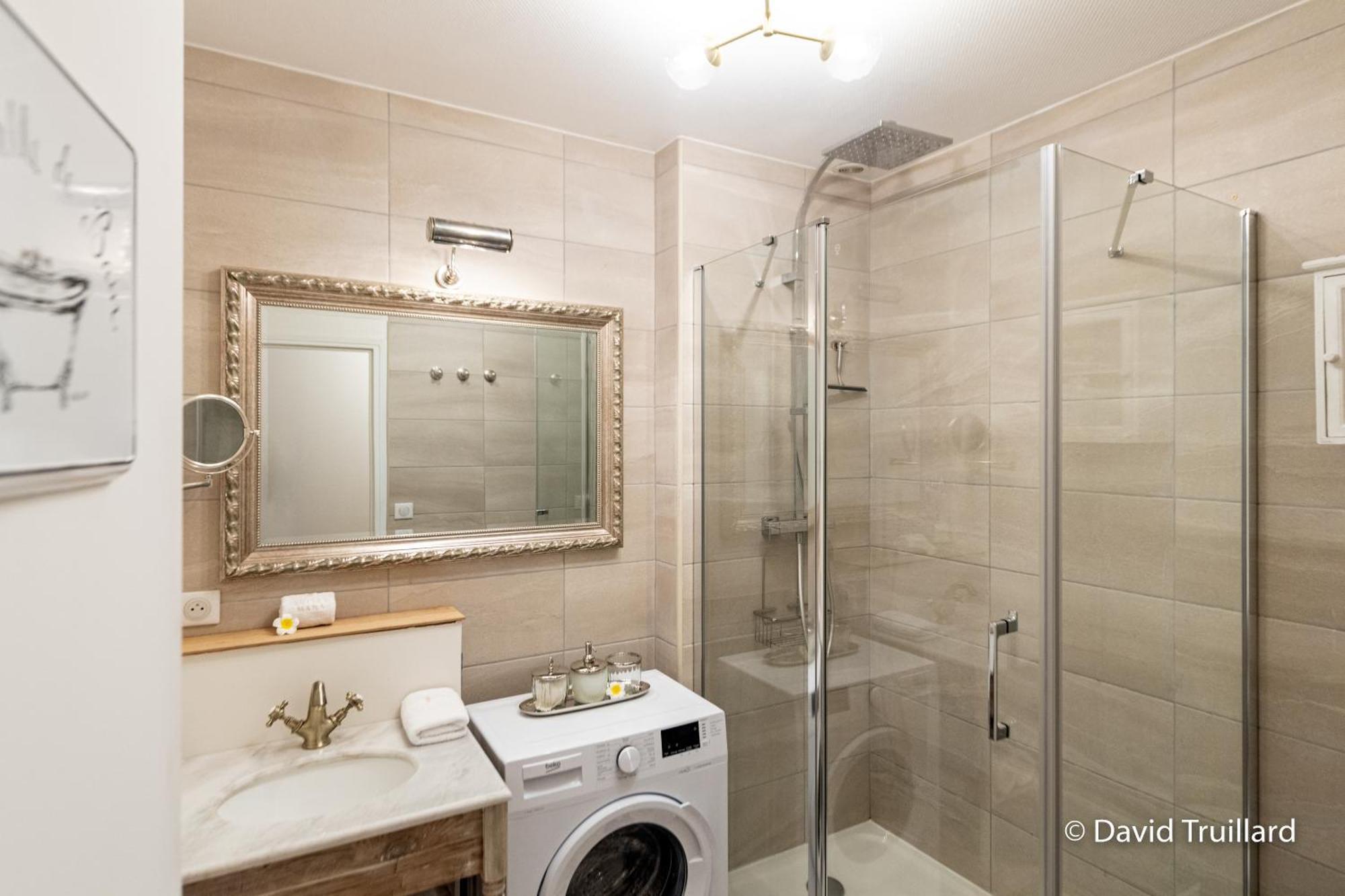 Suites Mana - Matahina Avec Vue Superbe Sur La Place Ducale Et Parking Prive Inclus Charleville-Mézières Εξωτερικό φωτογραφία